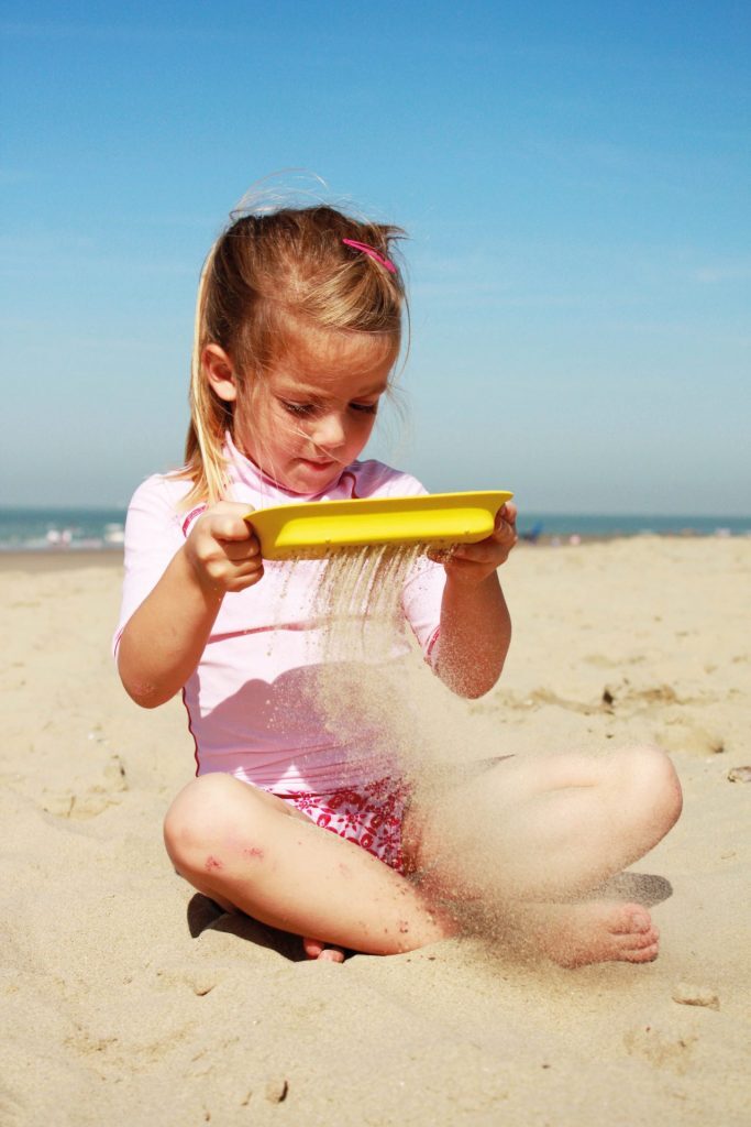 children's beach spade