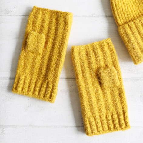 mustard knit handwarmers