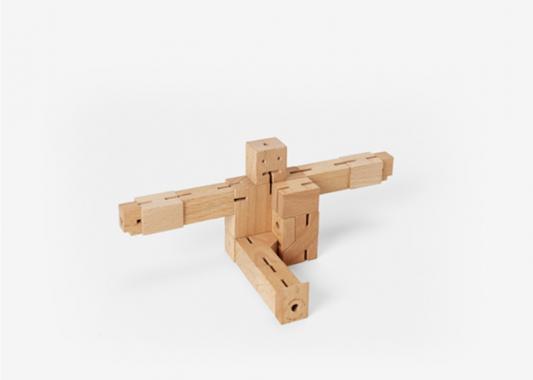 wooden robot toy cubebot