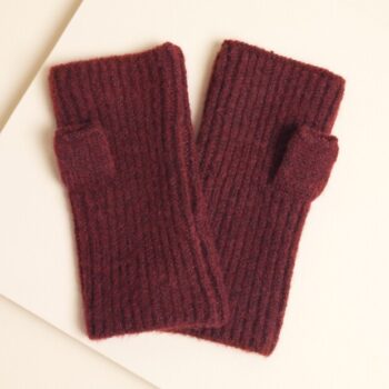 Burgundy knitted handwarmers